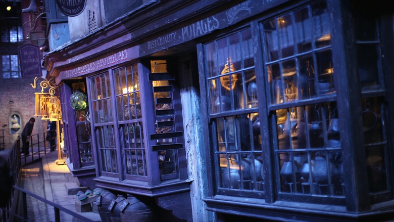 ‘Harry Potter: Magical Places from the Films’ By Jody Revenson Will Show You Details About The Harry Potter Movie Sets You Never Noticed Before