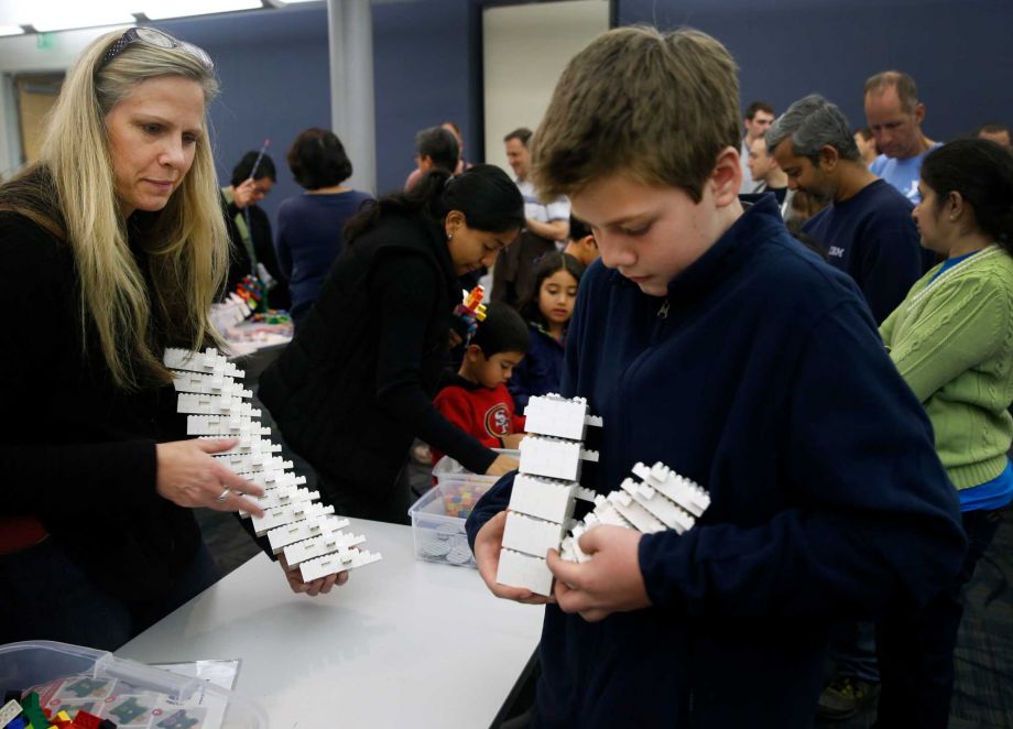 Kids use Legos at Stanford project to learn about tech education