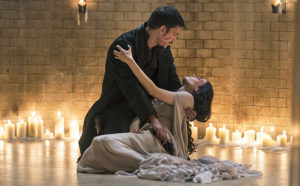 PENNY DREADFUL Episode: "Perpetual Night; The Blessed Dark Part 2" Season 3, Episode 9 Air Date: June 19, 2016 Josh Hartnett as Ethan and Eva Green as Vanessa Ives