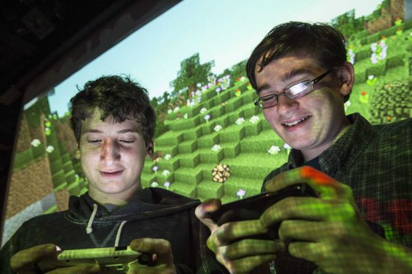Minecraft Adventures: Big competition, big screen