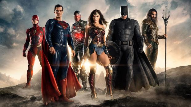 Justice League: new set photo, Superman’s curl is back