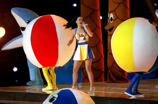 Katy Perry Shines During Super Bowl XLIX Halftime Show: Watch