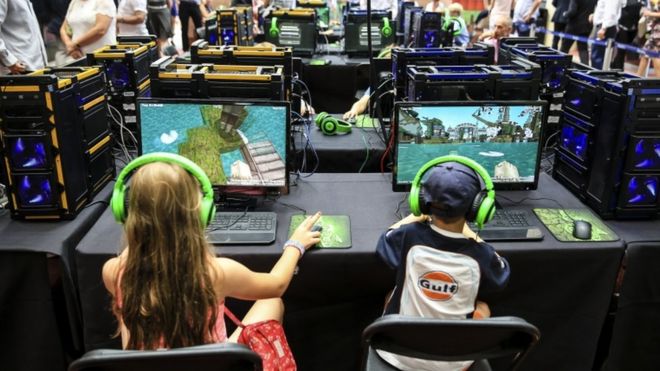 Minecraft ditches Super Duper graphics plan
