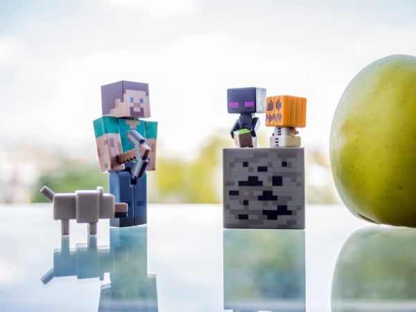 Immersive ‘Minecraft’ Experience Ready To Hit Samsung Gear VR This Spring