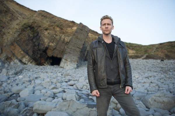 Tom Hiddleston in Talks to Be the Next James Bond